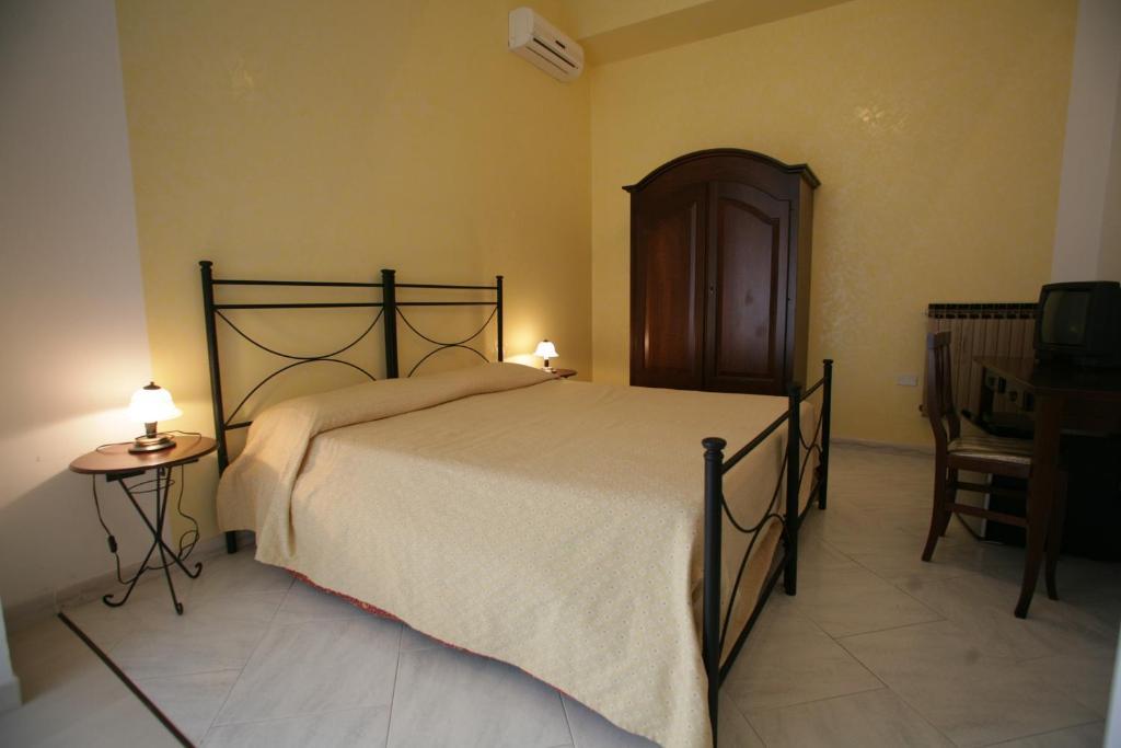 Bed And Breakfast Casagalez Santa Domenica  Pokój zdjęcie